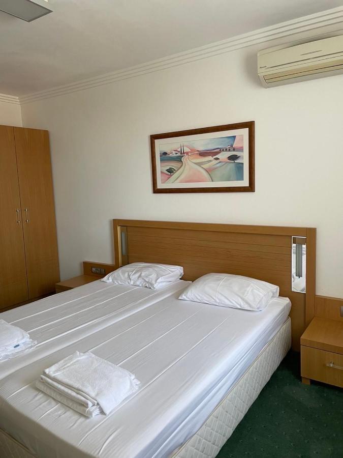 Private Apartments In Emerald Ravda Ngoại thất bức ảnh
