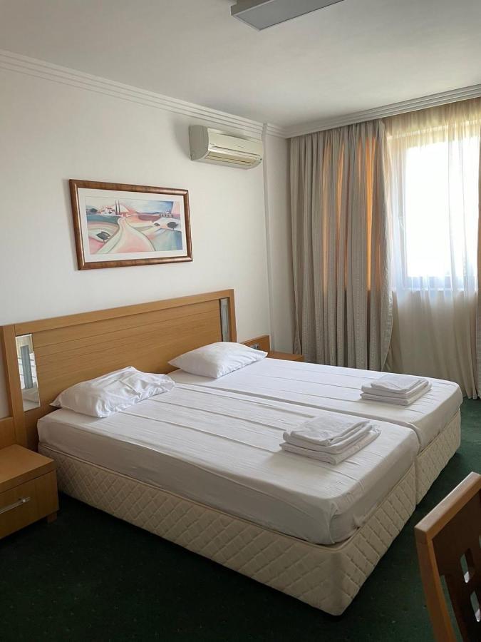 Private Apartments In Emerald Ravda Ngoại thất bức ảnh