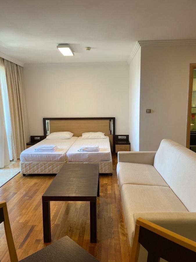Private Apartments In Emerald Ravda Ngoại thất bức ảnh