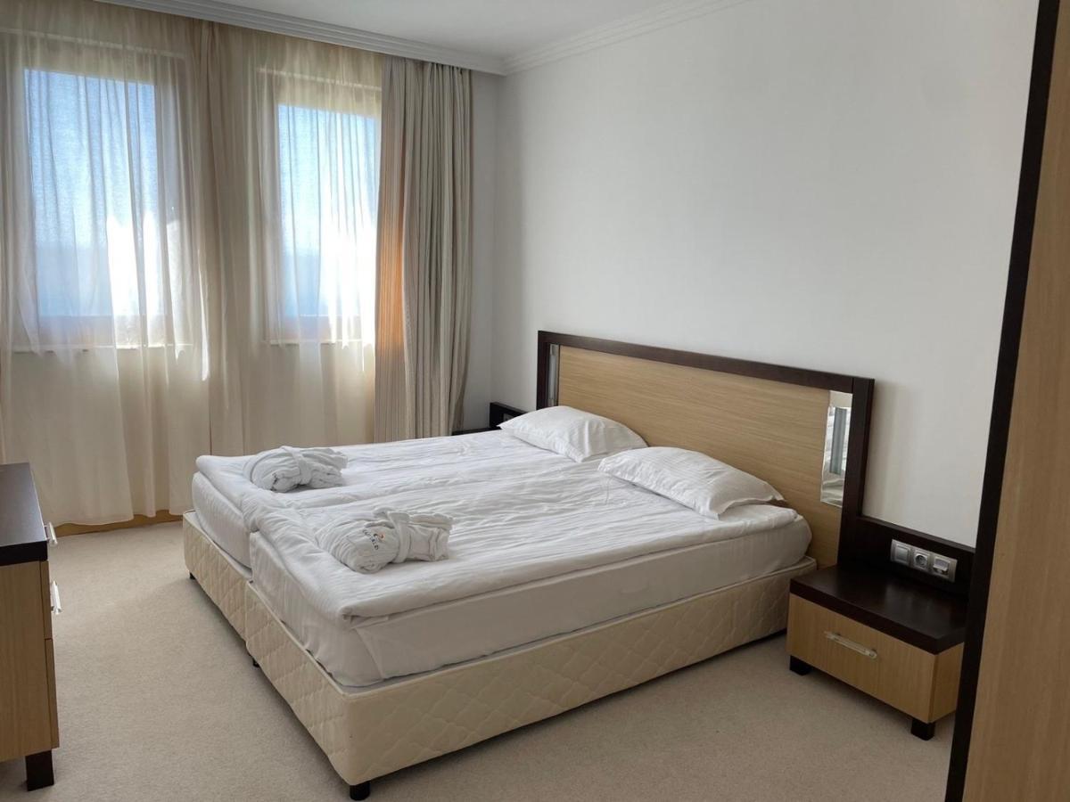 Private Apartments In Emerald Ravda Ngoại thất bức ảnh
